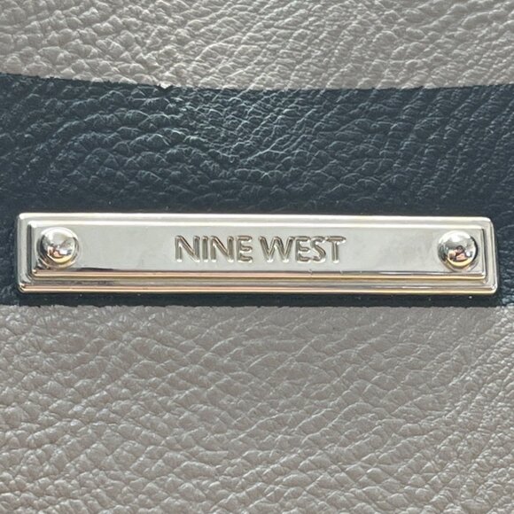 Nine West Taupe & Black Striped Faux Leather Black Tassel Detail Tote Bag Sz L - Picture 9 of 14